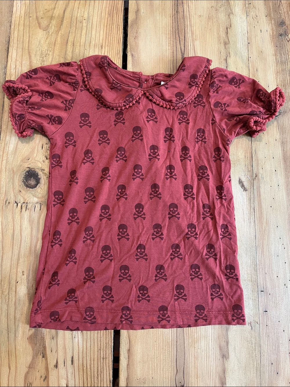 KATE QUINN 3T Red Skull Crossbones Peter Pan Collar Blouse PomPom Trim Bamboo